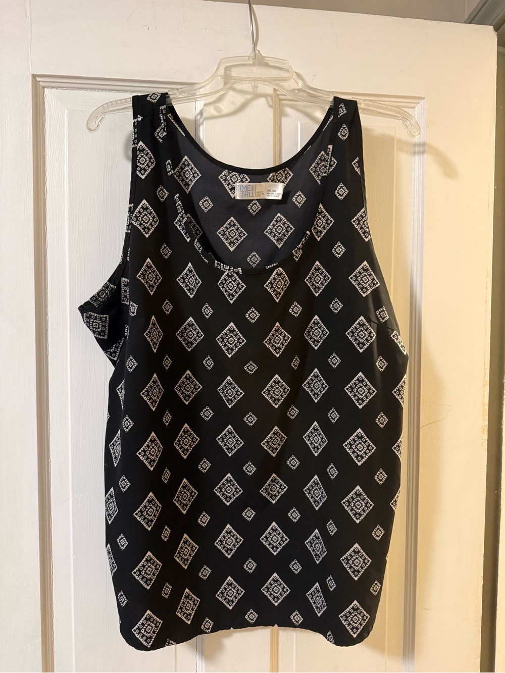 Time and Tru Black Tank Top with White Geometric Print